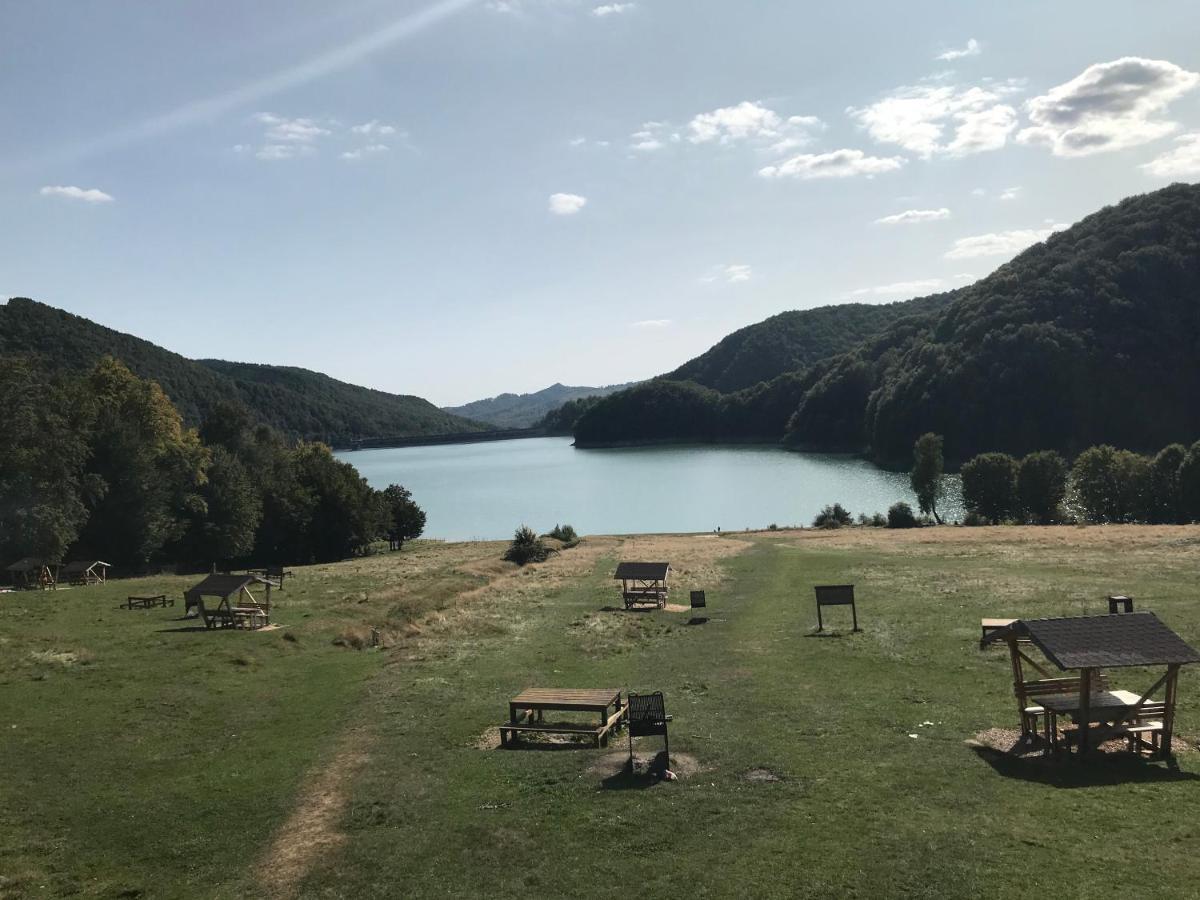 Appartamento Casutele Doftanei Teşila Esterno foto