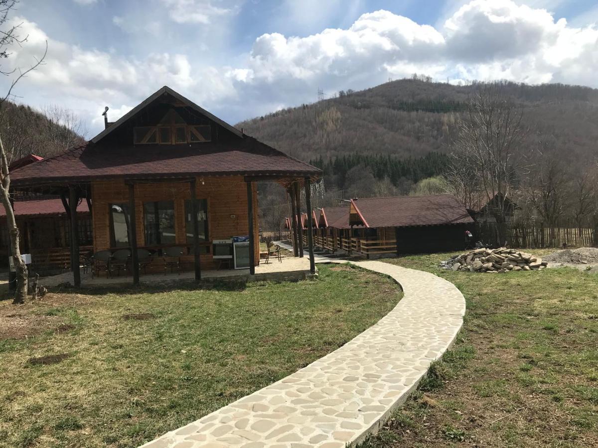 Appartamento Casutele Doftanei Teşila Esterno foto