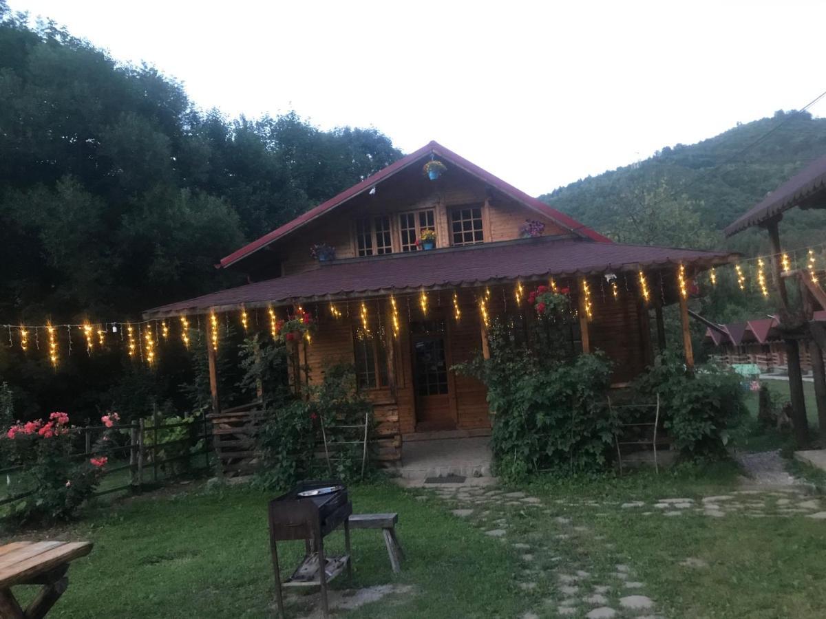 Appartamento Casutele Doftanei Teşila Esterno foto