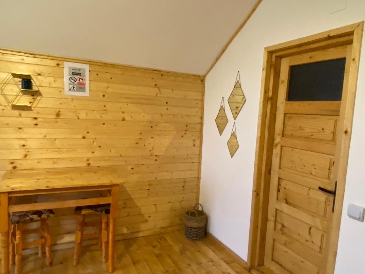Appartamento Casutele Doftanei Teşila Esterno foto