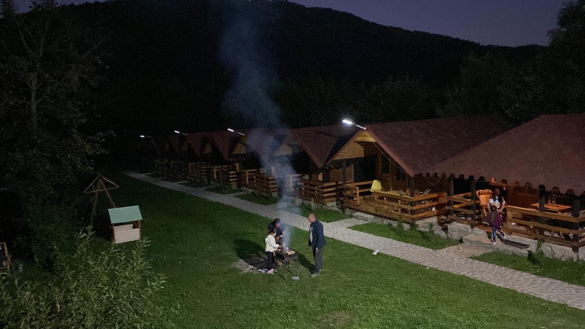 Appartamento Casutele Doftanei Teşila Esterno foto